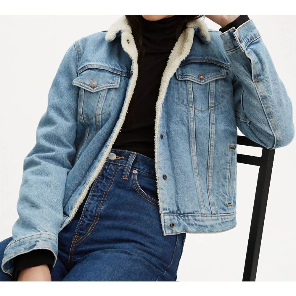 Levi's Jean Jacket Women's Medium Blue Original Sherpa Trucker Denim
